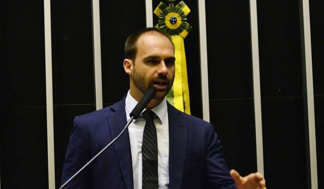  'Aceito a missão dada por meu pai', diz Eduardo Bolsonaro sobre embaixada nos EUA