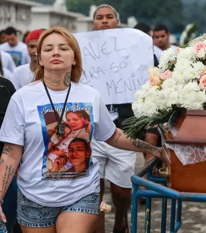 Últimos corpos de pessoas assassinadas em operação no Rio deixam o IML