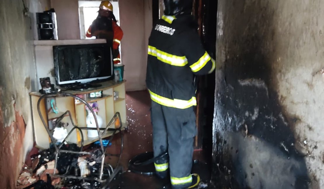 Incêndio é registrado em residência de Porto Calvo