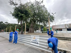 Prefeitura inicia reforma das Praças São José e Maravilha, nos bairros Fernão Velho e Poço