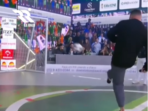 Ronaldo Fenômeno acerta o ângulo no Teleton e garante doação de R$ 100 mil para a AACD