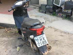 PM recupera moto roubada e prende suspeitos no Agreste