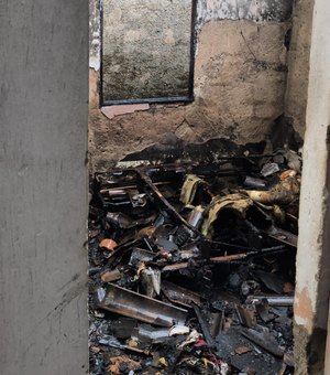 Incêndio destrói três cômodos de residência no município de Messias