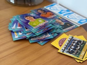 Febre: Álbum da Copa do Mundo se transforma em investimento para alagoanos