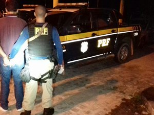 Motorista embriagado é preso após invadir a contramão e causar acidente na BR-316