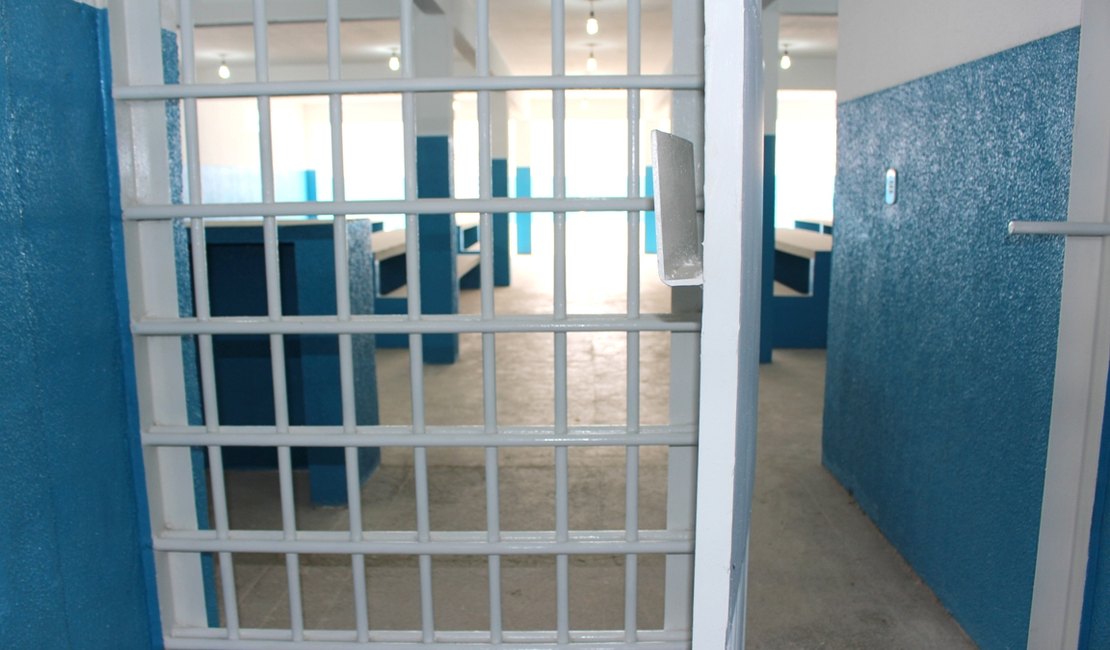 Taxa de contaminação de presos em Alagoas é a menor do país