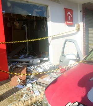 Bandidos voltam a explodir banco em Alagoas