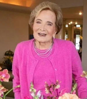 Morre Glória Menezes, uma das atrizes mais icônicas da TV brasileira
