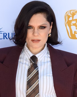 Jessie J: The Town se manifesta sobre show após diagnóstico de câncer
