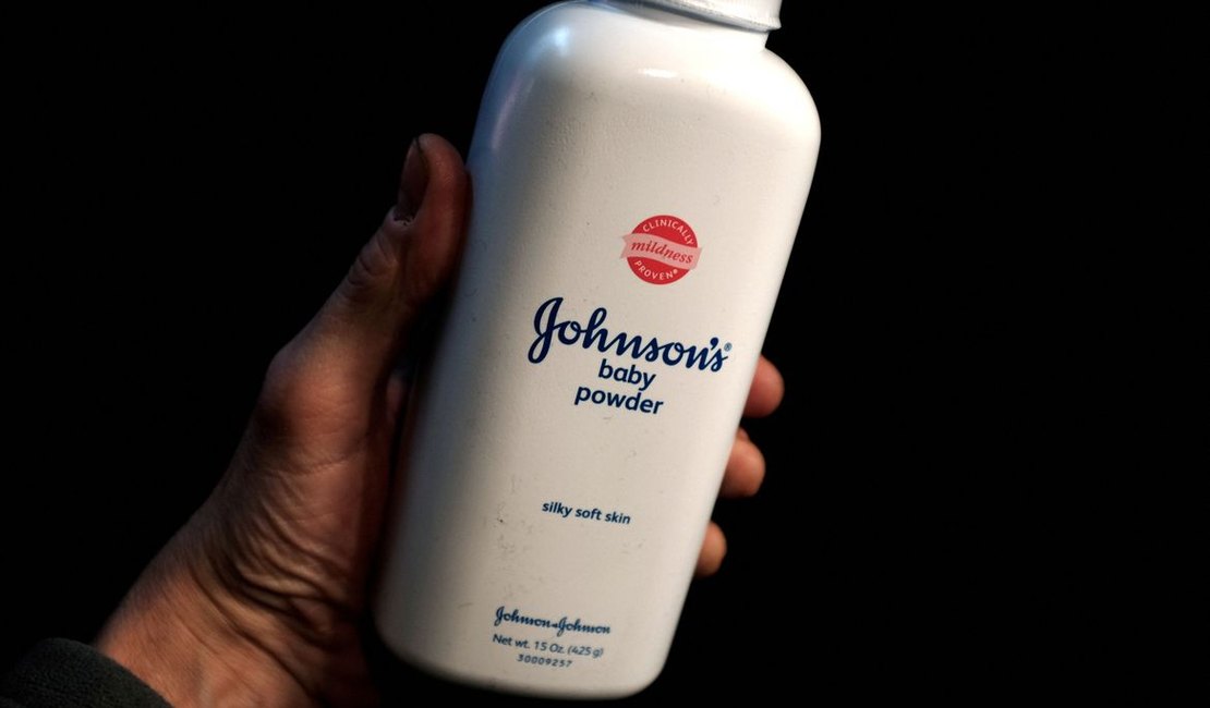 Johnson & Johnson suspende venda de talco para bebês a partir de 2023