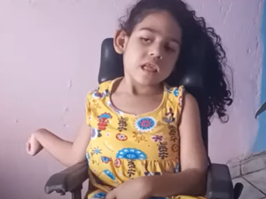 [Vídeo] Mãe faz vaquinha para realizar cirurgias na filha com paralisia cerebral  e epilepsia
