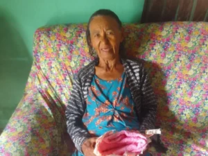 Idosa com Alzheimer desaparece após sair de carro no centro de Arapiraca