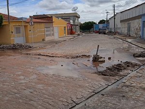 [Vídeo] Dois vazamentos são registrados em bairros distintos, em Arapiraca