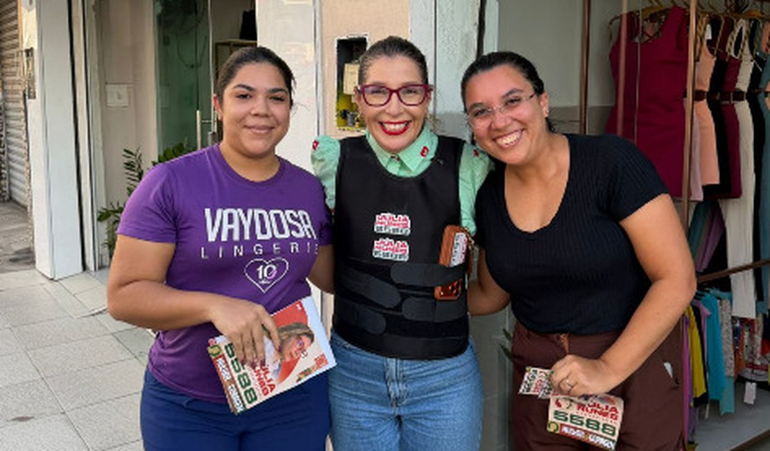Júlia Nunes reforça defesa das mulheres durante agenda no Sertão