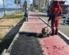 Infraestrutura recupera trechos danificados do calçadão na orla de Jacarecica