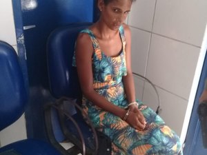 Mulher tenta entrar na Casa de Custódia com maconha dentro de colchonete