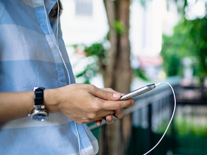 Internautas buscam informações online antes de comprarem em lojas físicas