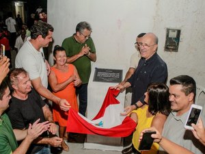 Ronaldo Lopes realiza sonho de 153 famílias que residem na Vila Santa Clara