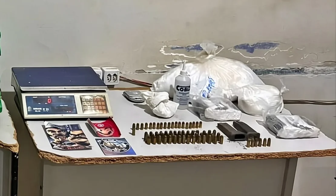 Mais de 27 kg de maconha e cocaína, avaliados em R$ 120 mil, são apreendidos em Arapiraca