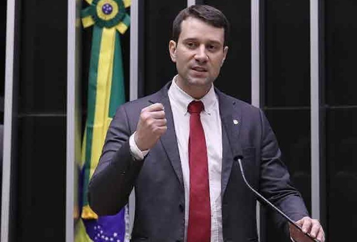 Daniel Barbosa concorre a prêmio de melhor deputado da Câmara