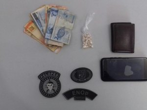 Jovem é preso por tráfico de drogas em Arapiraca 