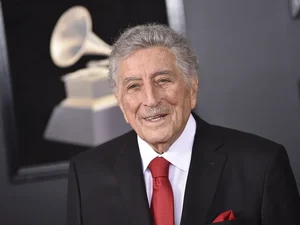 Tony Bennett, ícone da música romântica americana e do jazz, morre aos 96 anos