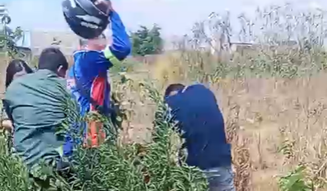 Suspeito de tentativa de assalto é agredido por populares em Arapiraca