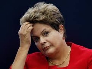 Dilma pode ser defendida pela AGU, diz presidente da comissão do impeachment