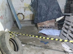 [Vídeo] Homem morre após cair de telhado em Arapiraca