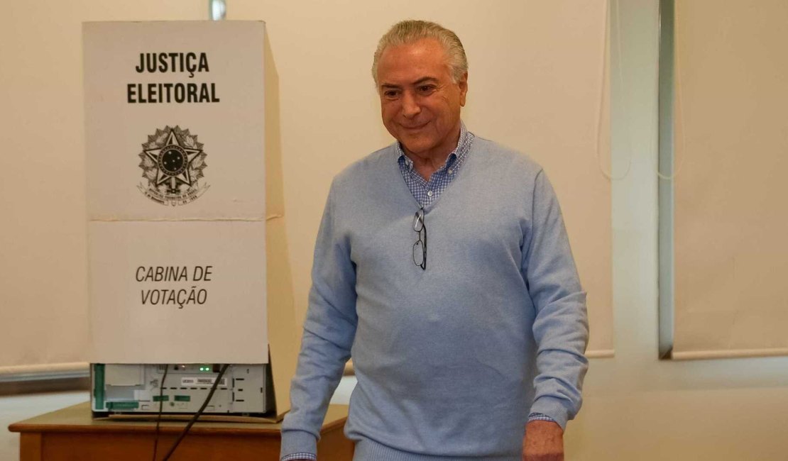 'Poder não será do Bolsonaro nem do Haddad', diz Temer após votar