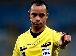 Brasileiro será um dos 13 árbitros assistentes de vídeo da Copa