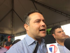 [Vídeo] Renan Filho assina ordem de serviço para mais uma rodovia em Alagoas