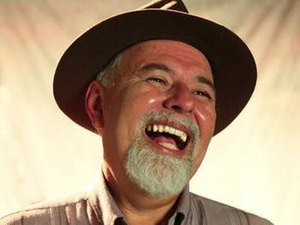 Jornalista Paulo Poeta é anunciado novo secretário de Cultura 