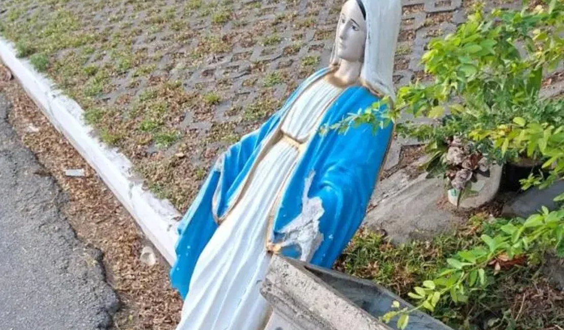 Imagem de Nossa Senhora das Graças é vandalizada no bairro da Jatiúca