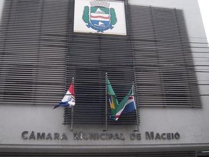 Câmara de Maceió aprova aumento do número de vereadores de 21 para 27