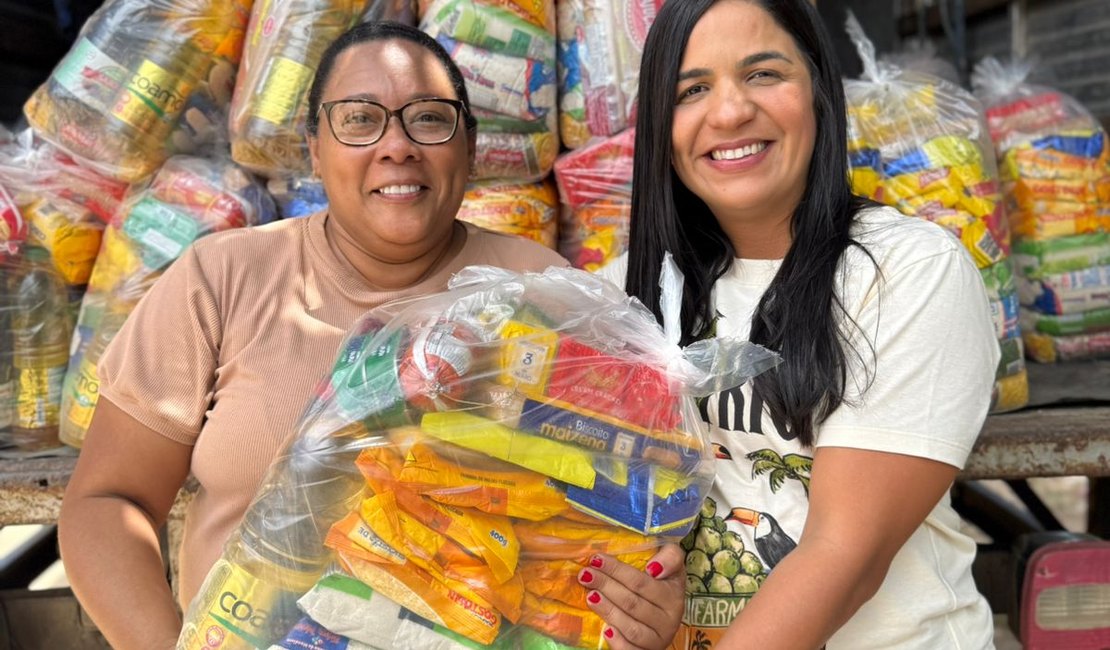 Prefeita de São Luís do Quitunde reforça ações de assistência na zona rural com entrega de cestas básicas