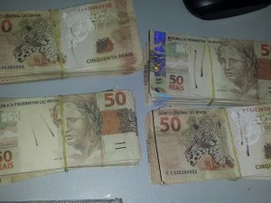 Homem é preso após pagar mercadoria com dinheiro falsificado 