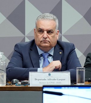 Sob relatoria de Alfredo Gaspar, CPMI do INSS avança com aprovação da quebra de sigilos de Lulinha e do Banco Master