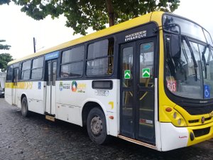 Adolescentes são apreendidos após assaltar ônibus na Mangabeiras 