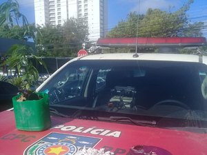Polícia prende suspeito de tráfico de drogas no Village Campestre II