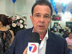 Candidatura de Barreto fatia apoio a Teófilo