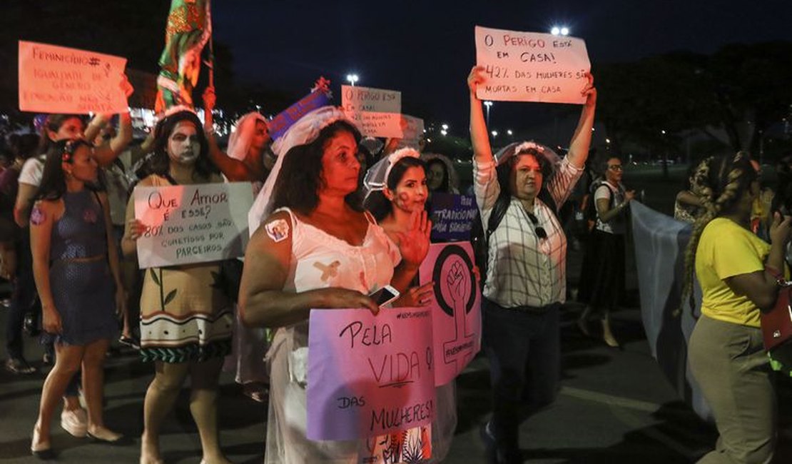 Marcha das Mulheres no país tem combate ao feminicídio como bandeira