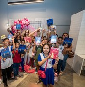 Crianças de escola municipal têm dia de diversão ao lado da primeira-dama de Maceió