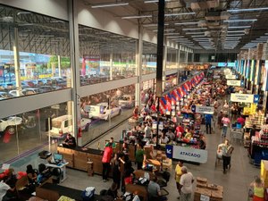 Dia J do Jomart Atacarejo acontece nesta sexta-feira (19) com ofertas especiais para o Natal