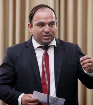 André Silva cobra ações emergenciais e reforço do monitoramento em áreas afetadas pelas chuvas em AL