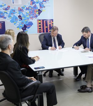 Ministério Público de Alagoas assina contrato com Fundação Carlos Chagas para realização de concurso para servidores