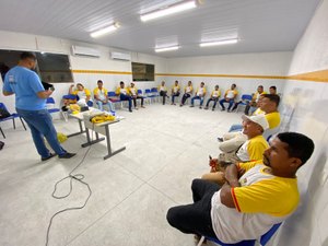 EJA de Matriz de Camaragibe capacita alunos com cursos profissionalizantes