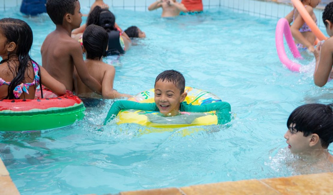 Dia das Crianças do Espaço Trate tem dia de piscina, música ao vivo e muitas brincadeiras