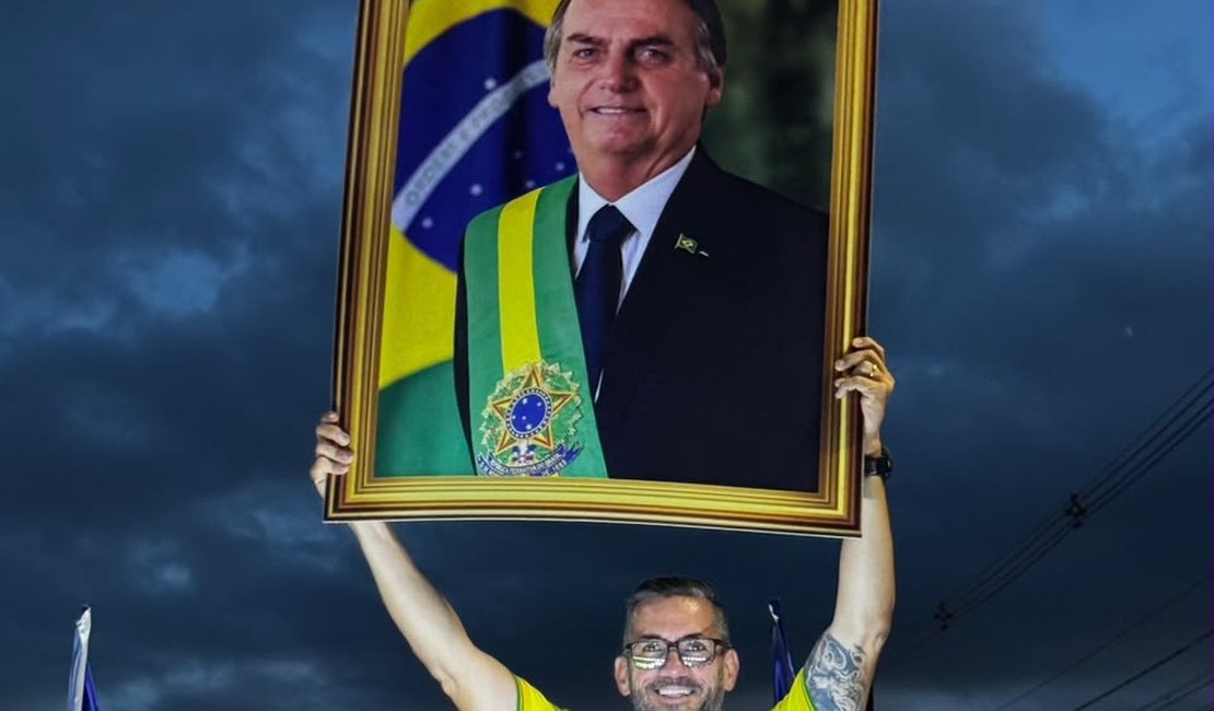 Leonardo Dias participa de carreata de apoio a Flávio Bolsonaro em São José da Laje