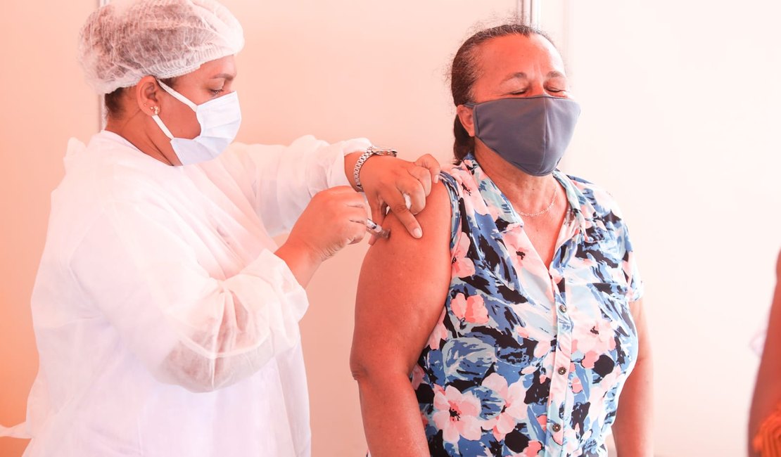 1.168.653 doses das vacinas contra a Covid-19 foram aplicadas em Alagoas